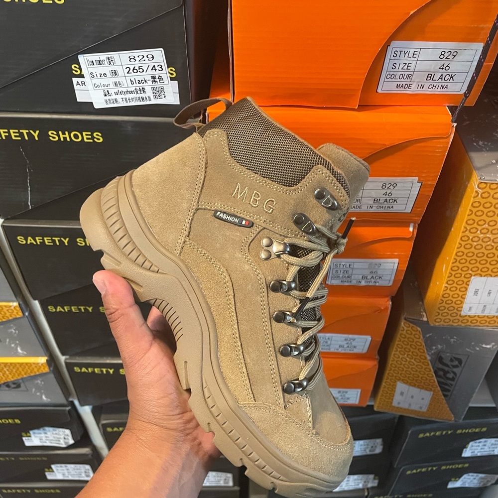 Men’s safety shoes with steel men’s boots comfortable suede leather